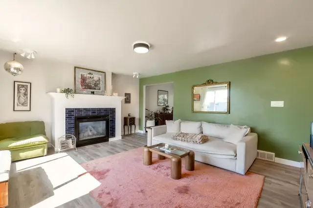 873 S 400 W, Bountiful, UT 84010 - #3
