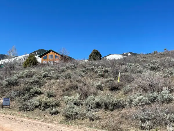 203 Comanche Dr #230, Fish Haven, ID 83287