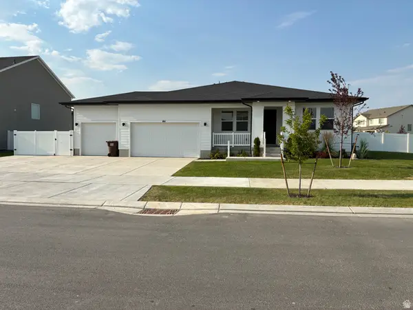 1611 E Cottontail Dr, Eagle Mountain, UT 84005