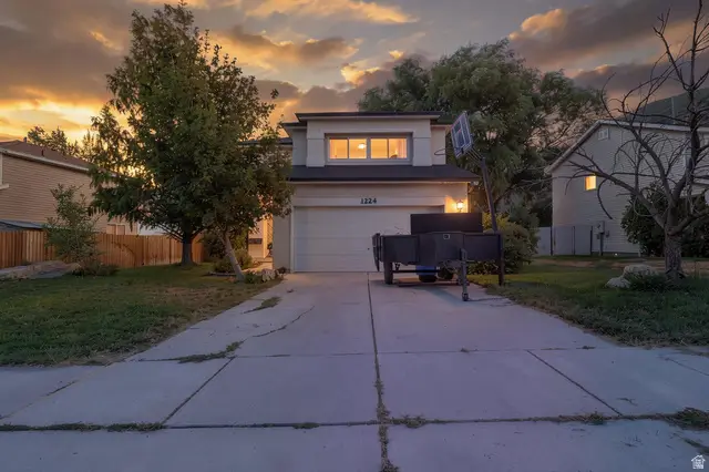 1224 N Lewis Peak Dr, Ogden, UT 84404 - #1
