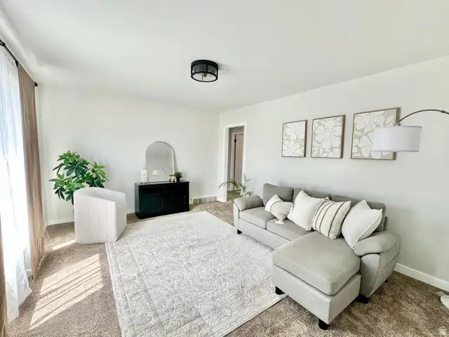 358 W 4575 S, Washington Terrace, UT 84405 - #1