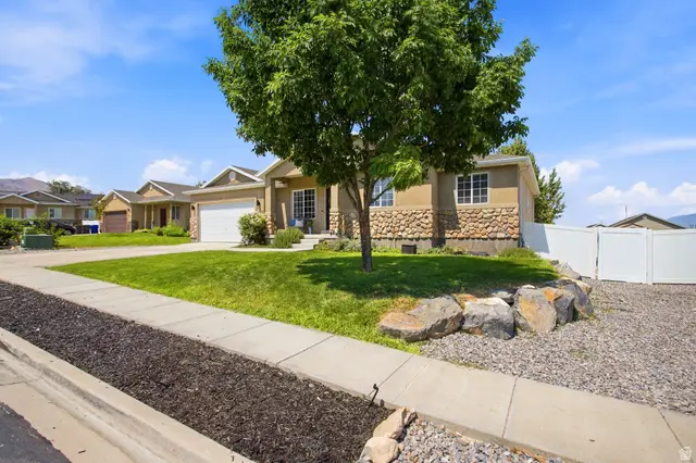 172 W Aruba Dr S, Saratoga Springs, UT 84045 - #2