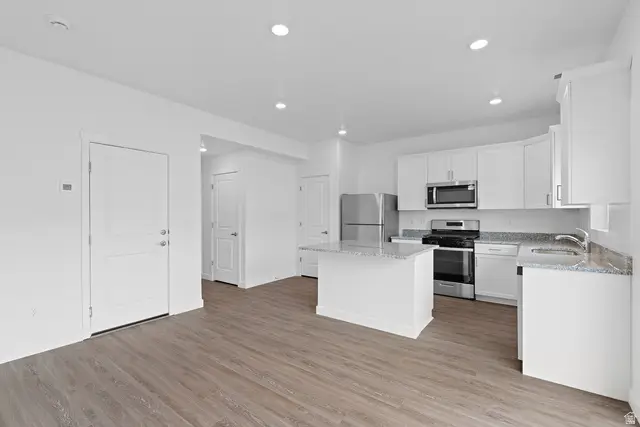 7200 Slick Rock Way N, Eagle Mountain, UT 84005 - #3