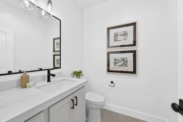 890 N Whipple Dr, Lehi, UT 84043 - #3