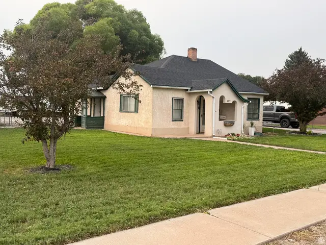 409 E 400 N, Richfield, UT 84701 - #1