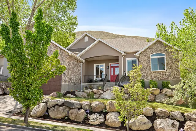394 E Brewster Dr, Draper, UT 84020 - #1