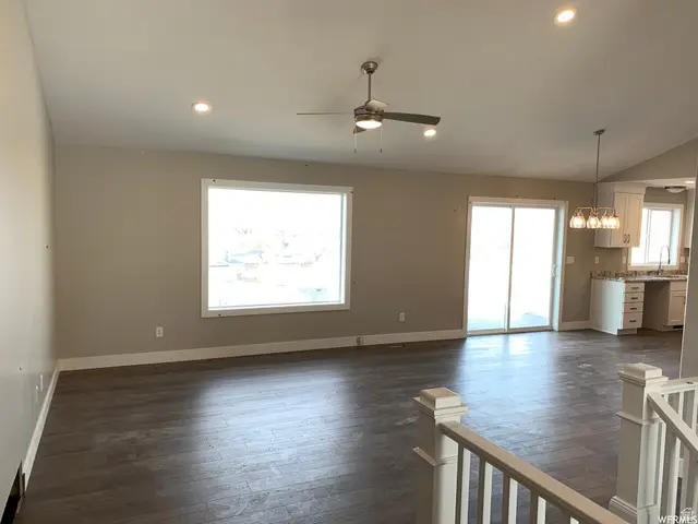 102 S 1300 E, Smithfield, UT 84335 - #3