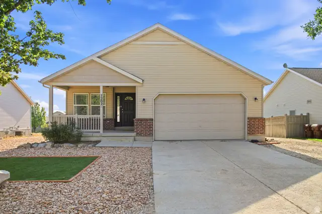 7202 N Ute Dr, Eagle Mountain, UT 84005 - #2