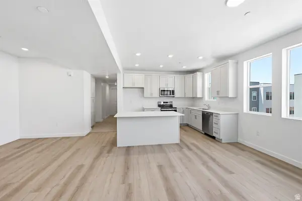 8333 S Iris Lumi Ln W #Q303, Midvale, UT 84047