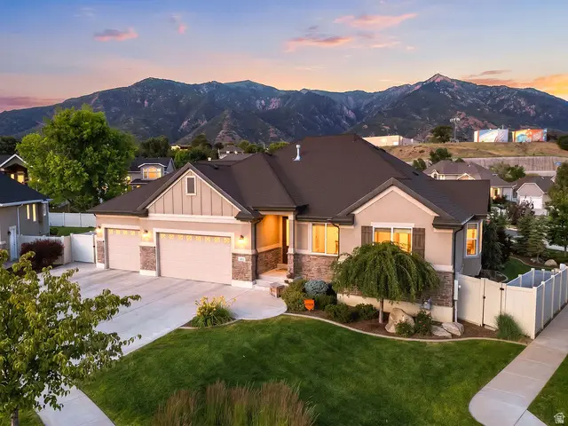 1402 E 5550 S, South Ogden, UT 84403 - #2