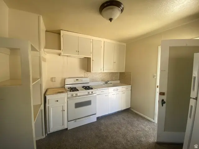 140 E 100 S, Castle Dale, UT 84513 - #3
