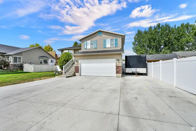 1559 N 2475 W, Clinton, UT 84015 - #3