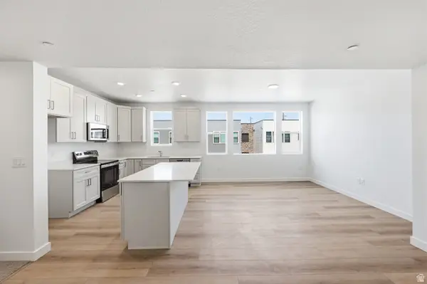 8333 S Iris Lumi Ln #Q203, Midvale, UT 84047