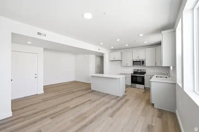 8333 S Iris Lumi Ln #Q203, Midvale, UT 84047 - #2