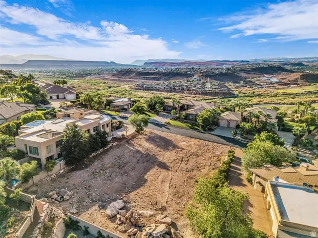 2282 S Stone Cliff Dr #32, Saint George, UT 84790 - #3