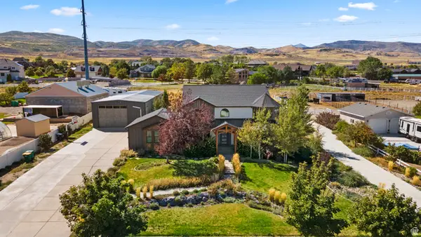 15258 S Mountainside Dr W, Bluffdale, UT 84065