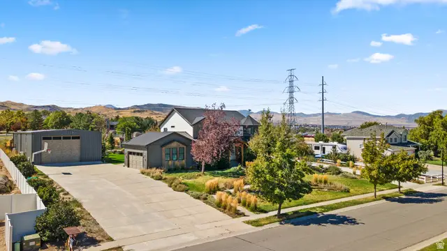 15258 S Mountainside Dr W, Bluffdale, UT 84065 - #2