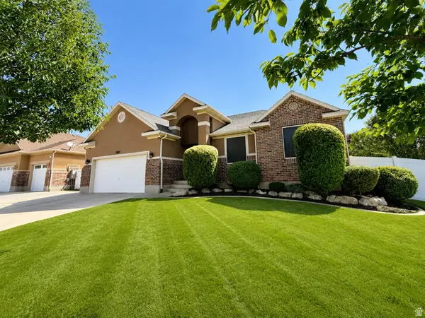 1993 S 800 W, Syracuse, UT 84075