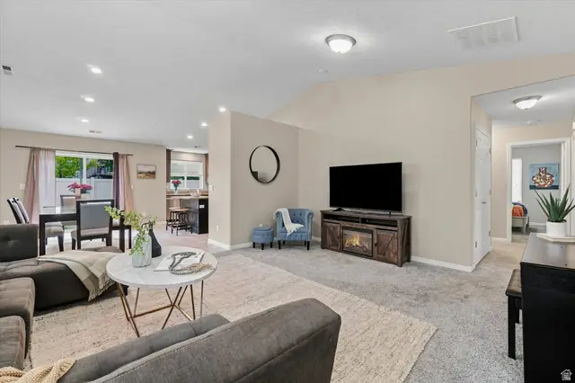 998 N Cambria Dr W, North Salt Lake, UT 84054 - #2