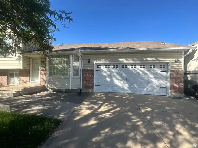898 W 1025 N, Clinton, UT 84015 - #2