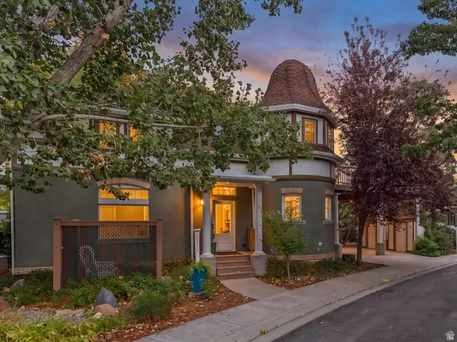 1211 S Liberty Wells Pl, Salt Lake City, UT 84111 - #1