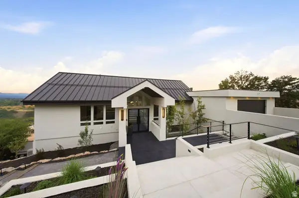 2558 S Scenic Dr E, Salt Lake City, UT 84109