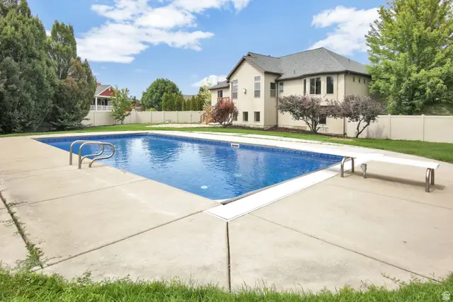 516 S 1175 W, Farmington, UT 84025 - #3