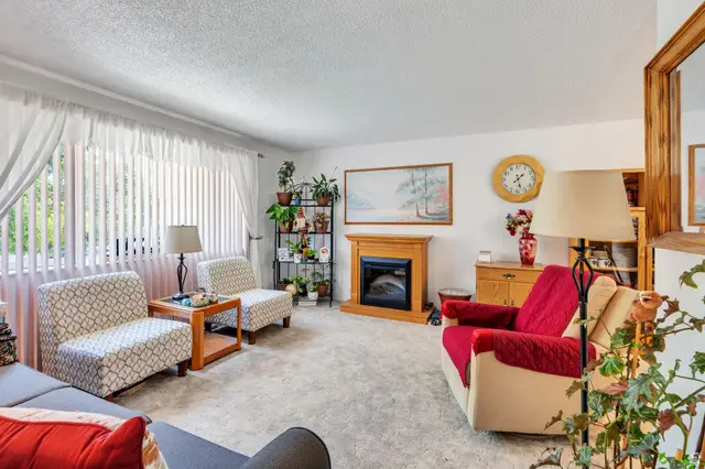 4428 S Red Cherry Cir, West Valley City, UT 84120 - #3