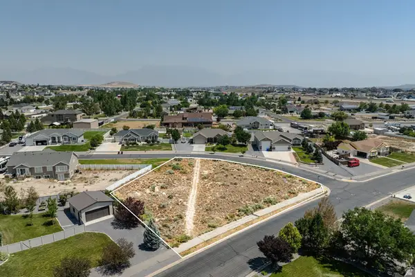9330 N Horizon Dr, Eagle Mountain, UT 84005