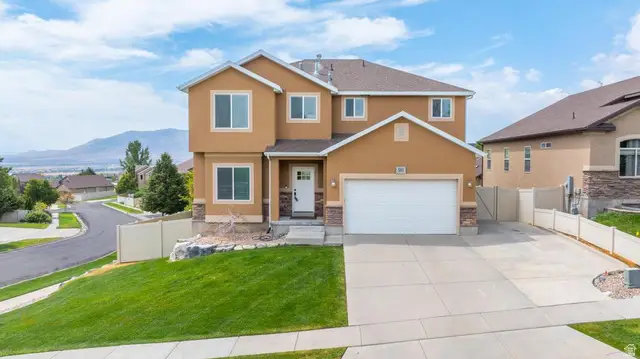 581 W Crenshaw Ct N, Saratoga Springs, UT 84045 - #1