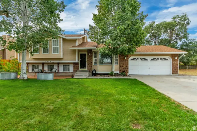1028 E Annabelle Ln S, Sandy, UT 84094 - #1