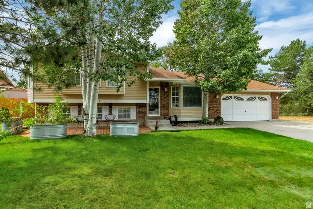 1028 E Annabelle Ln S, Sandy, UT 84094 - #3