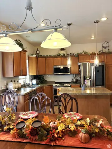 2635 N Elm Dr N, Lehi, UT 84043 - #2