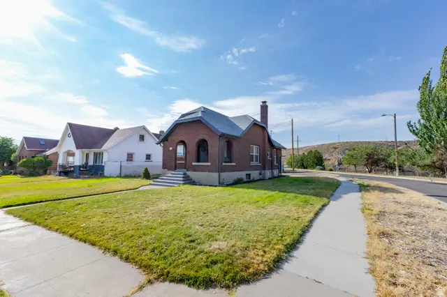 8899 W Cyprus St, Copperton, UT 84006 - #2