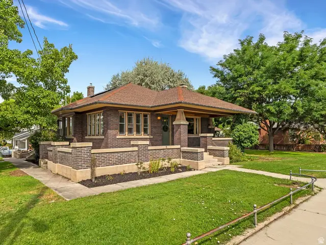 517 N Center St, Lehi, UT 84043 - #3