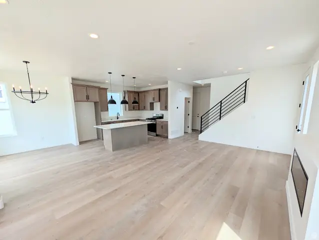 7034 W Lake Ave S #122, South Jordan, UT 84009 - #3