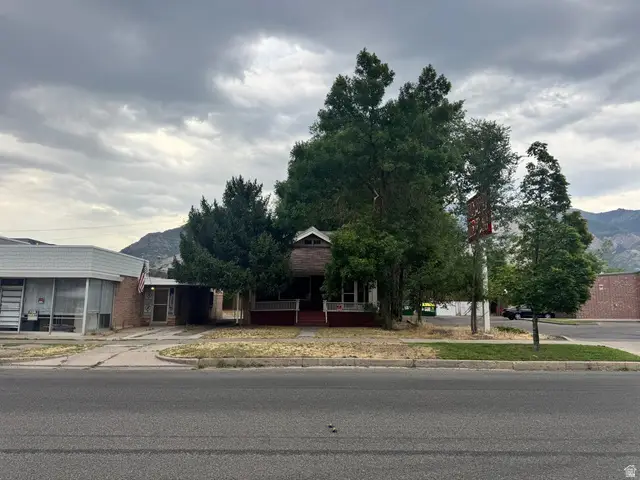 2526 S Monroe Blvd E, Ogden, UT 84401 - #3
