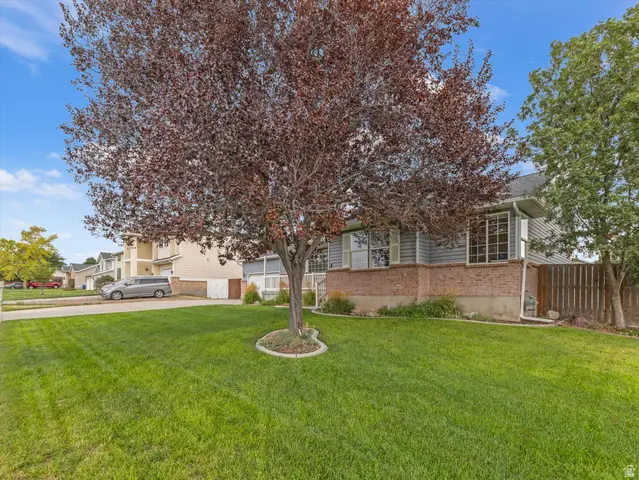 5118 W Old Creek Rd, West Jordan, UT 84081 - #3