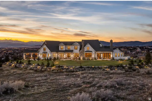 3851 W Mountaintop Cir, Cedar Hills, UT 84062 - #2