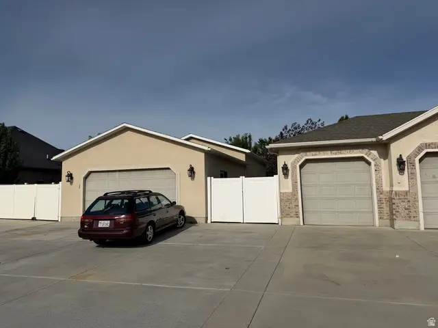 12548 S Harvest Spring Ln, Riverton, UT 84096 - #2