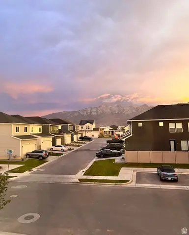 4939 W Willowbank Dr, Highland, UT 84003 - #2