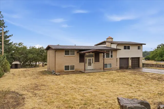 2211 Valley Dr, Layton, UT 84040 - #3