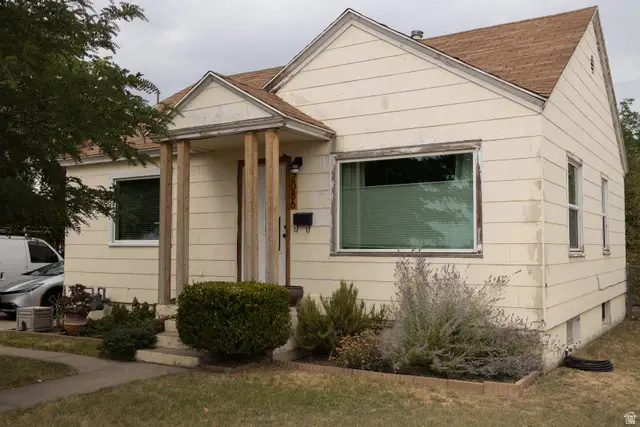 2086 W 5600 S, Roy, UT 84067 - #1