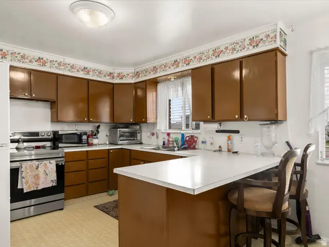 129 S Main St, Malad City, ID 83252 - #3
