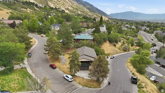 4304 N Windsor Dr E, Provo, UT 84604 - #2