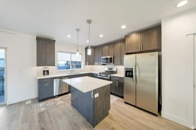 4239 S Birkhill Blvd W, Murray, UT 84107 - #3
