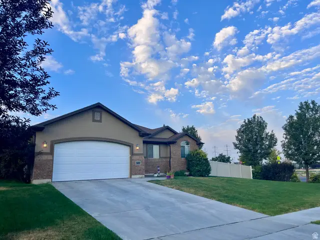 1483 W 2340 N, Clinton, UT 84015 - #3