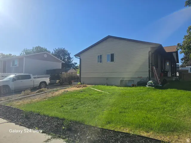 4627 S Solano Cir W, West Valley City, UT 84120 - #2