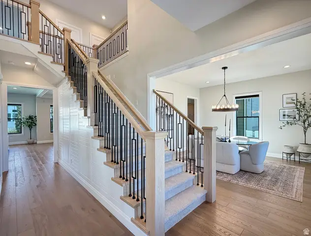547 W Peak View Ln, Farmington, UT 84025 - #3