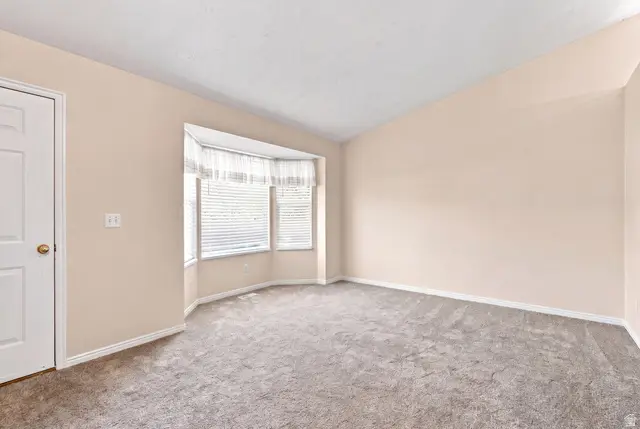 6497 W Black Oak Dr, West Jordan, UT 84081 - #3